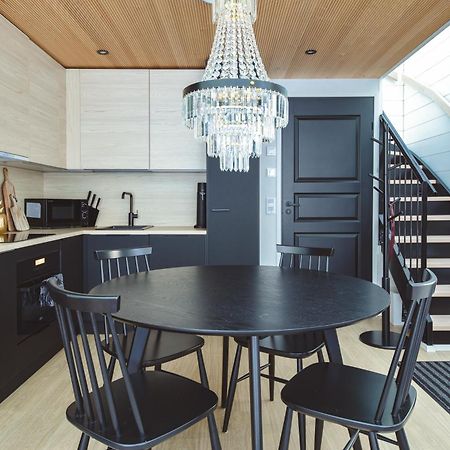 Glass Ceiling Suite Kipinae 锡尔卡 外观 照片